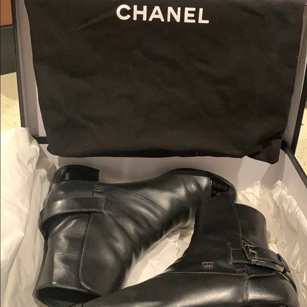 Chanel Woman’s Ankle Boot - Picture 7 of 7